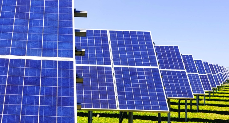 Senado aprova mudanças na geração de energia solar